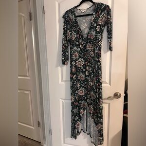 Springfield floral dress. Excellent condition. No trades.